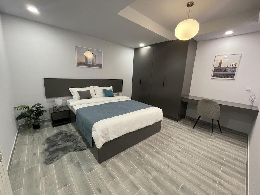 Hotel Meg Jerevan Buitenkant foto