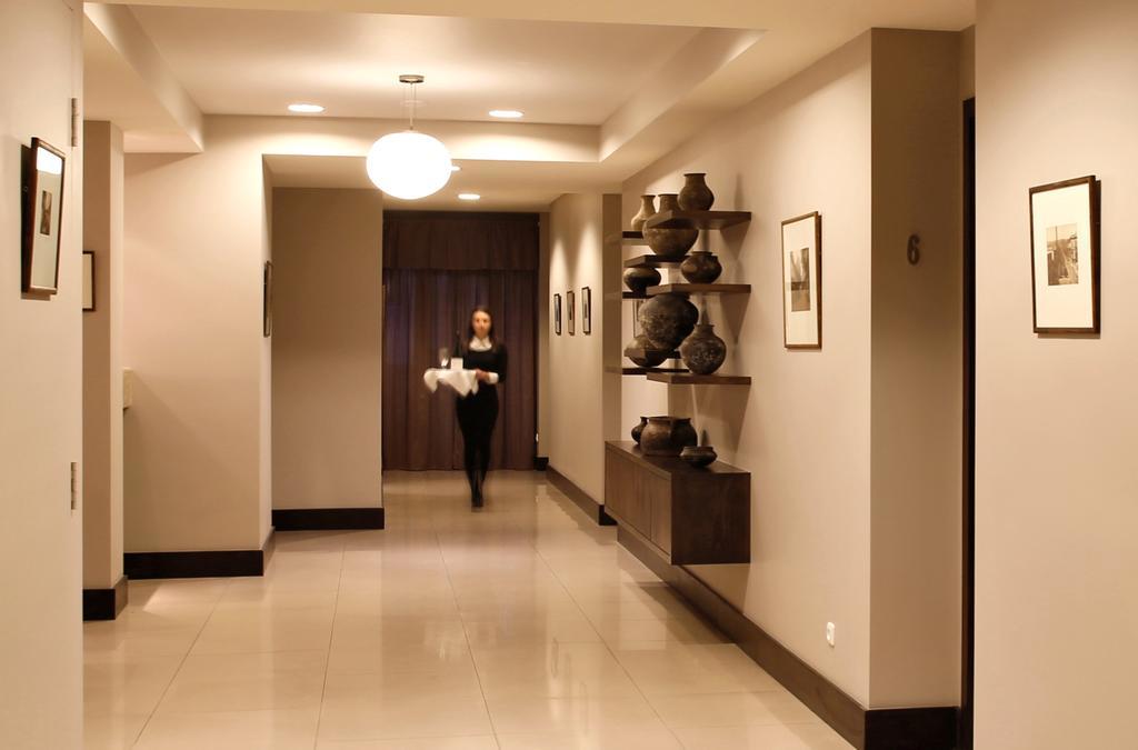 Hotel Meg Jerevan Buitenkant foto